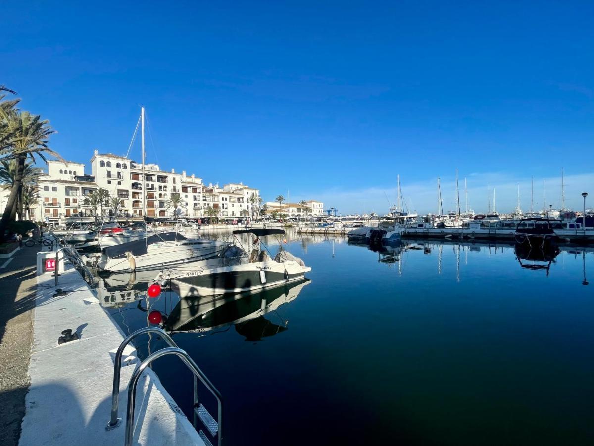 Casares Beach Golf Apartment With Private Garden Direct Pool Access Esterno foto