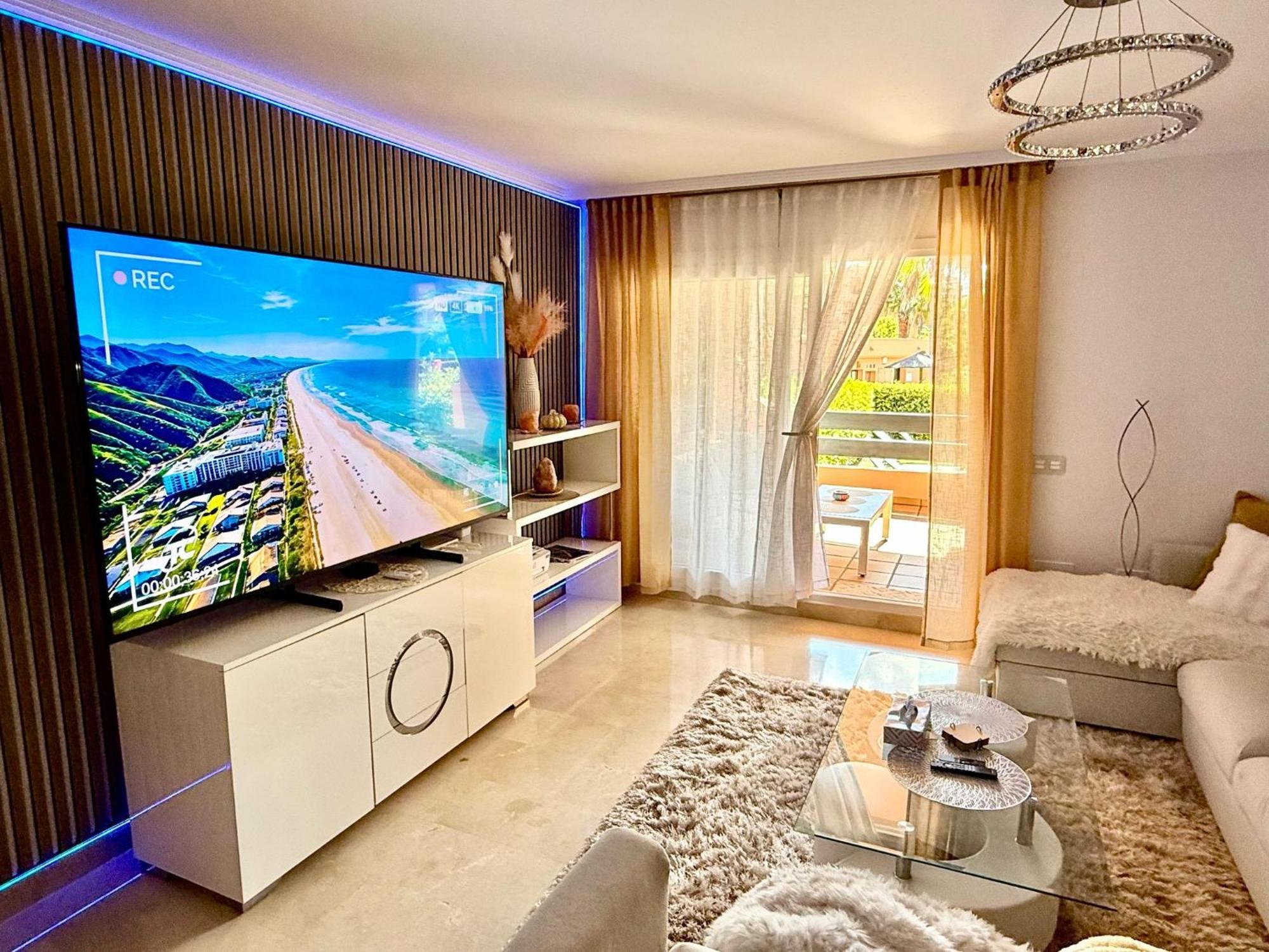 Casares Beach Golf Apartment With Private Garden Direct Pool Access Esterno foto